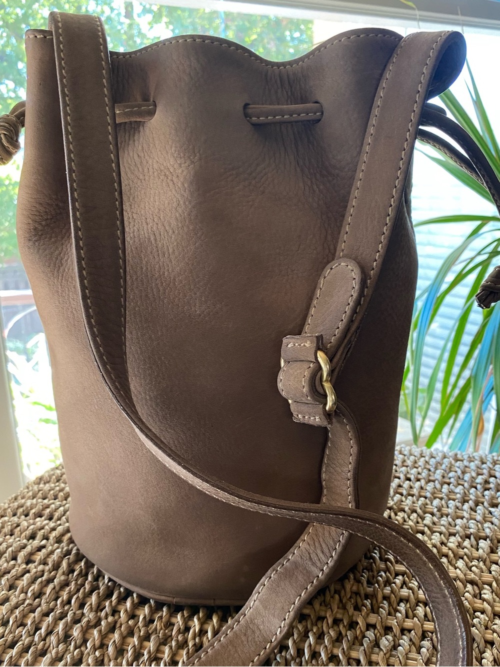 Vintage Coach Sonoma 4931 Nubuc Leather Drawstring Bucket Bag Brown Costa Rica